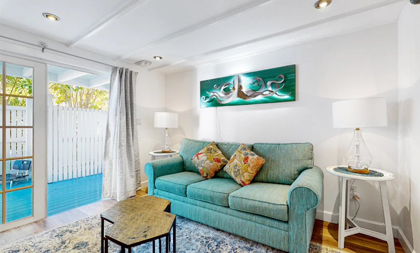 Charming, updated home near Duval St. with enclosed patio & walkable location