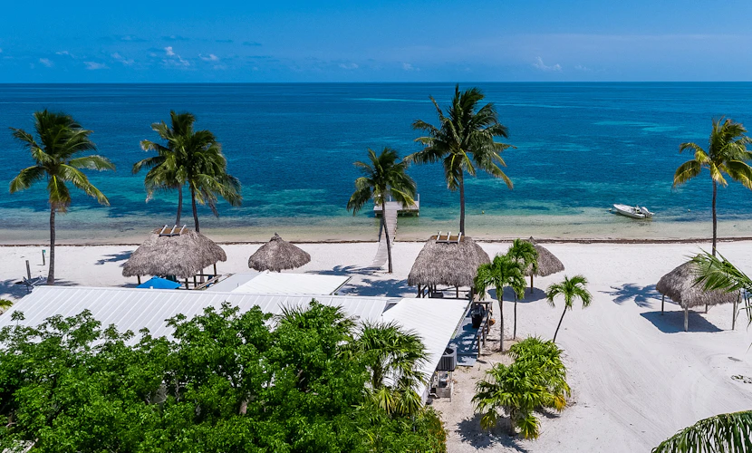 Oceanfront Duplex with Beautiful Beach & Dock for Boat Access - Dogs OK