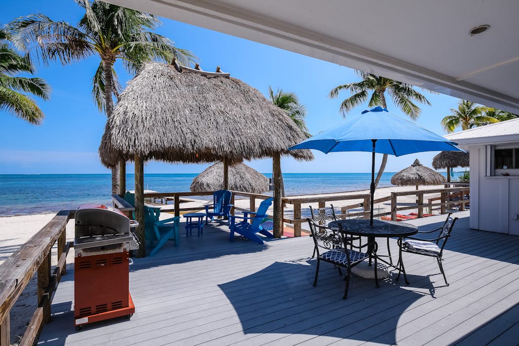 Oceanfront Duplex with Beautiful Beach & Dock for Boat Access - Dogs OK