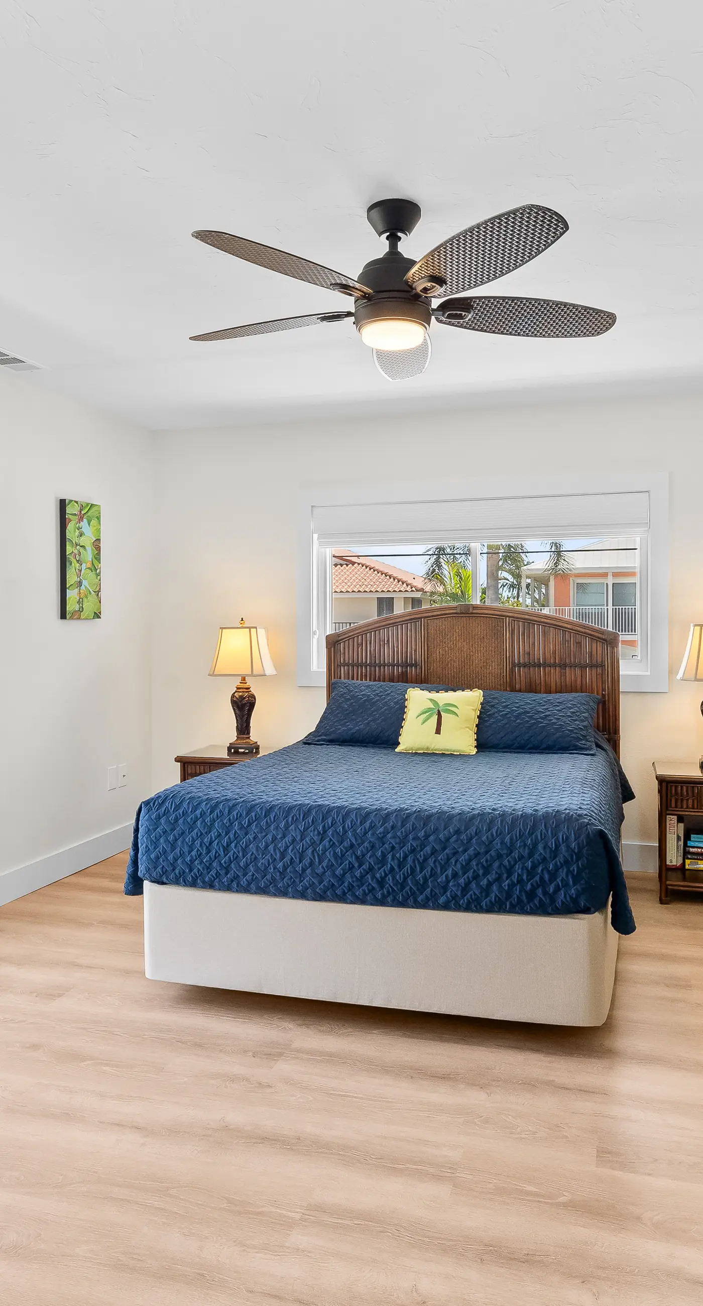 Sea Pointe & Canal-side Charisma