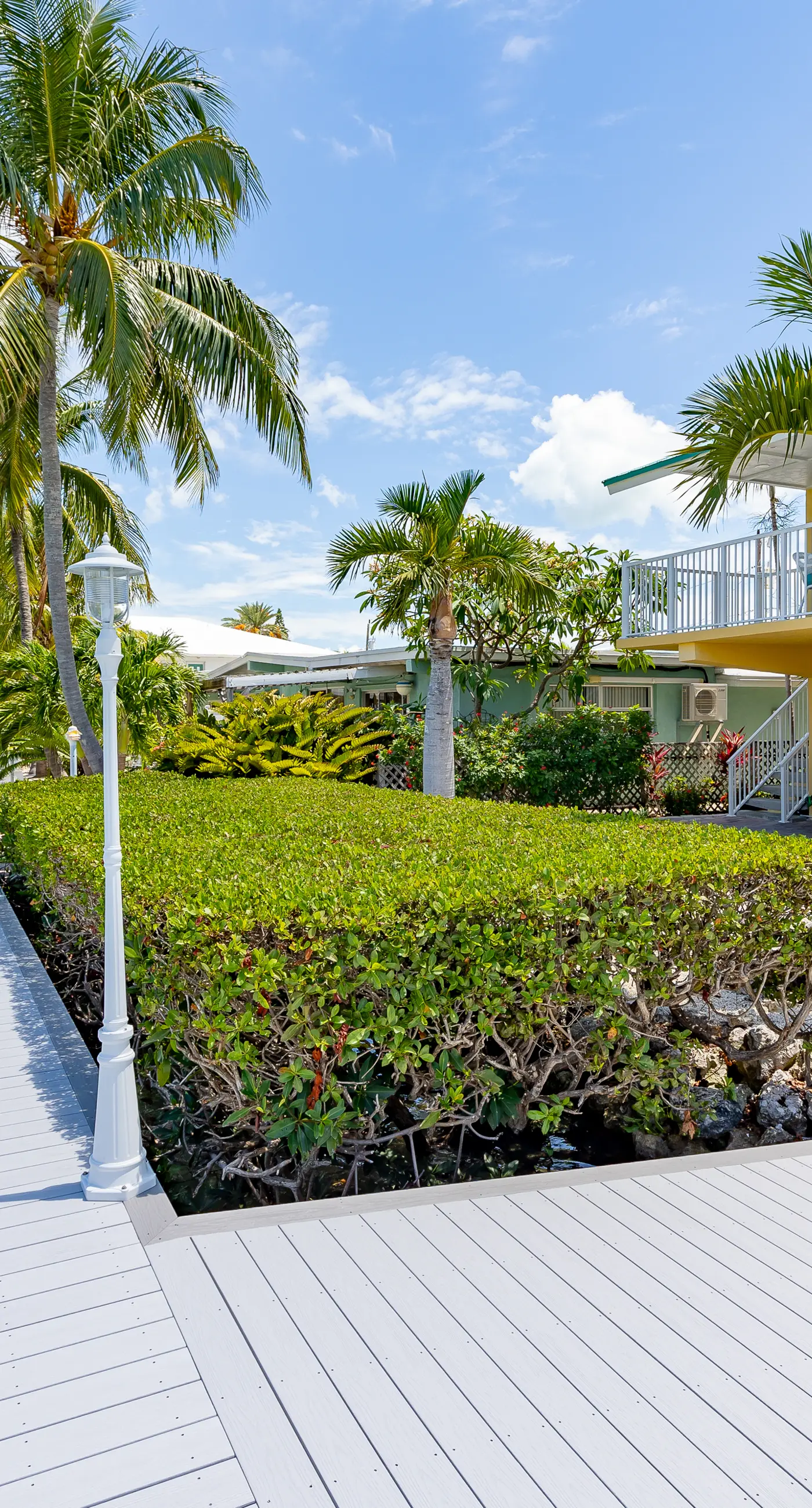 Sea Pointe & Canal-side Charisma