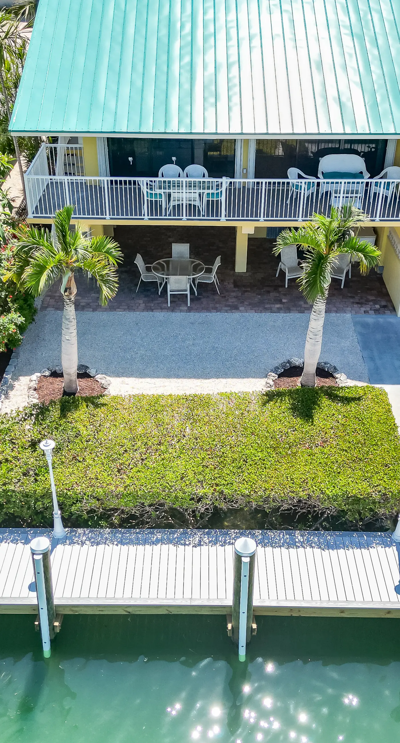 Sea Pointe & Canal-side Charisma