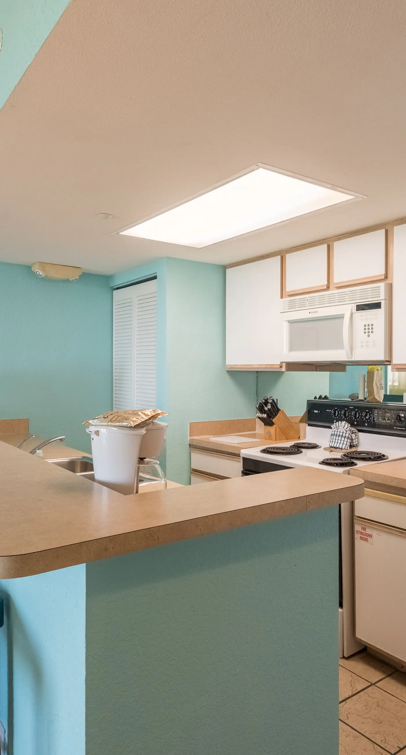 Sunrise Suites - Bonaire Suite 210