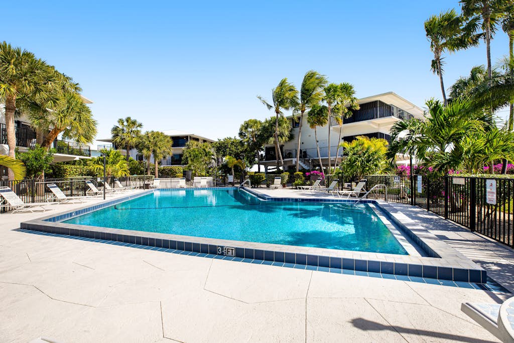 Second Floor Condo with Shared Pool, Shared Dock, Central AC, WiFi, and W/D