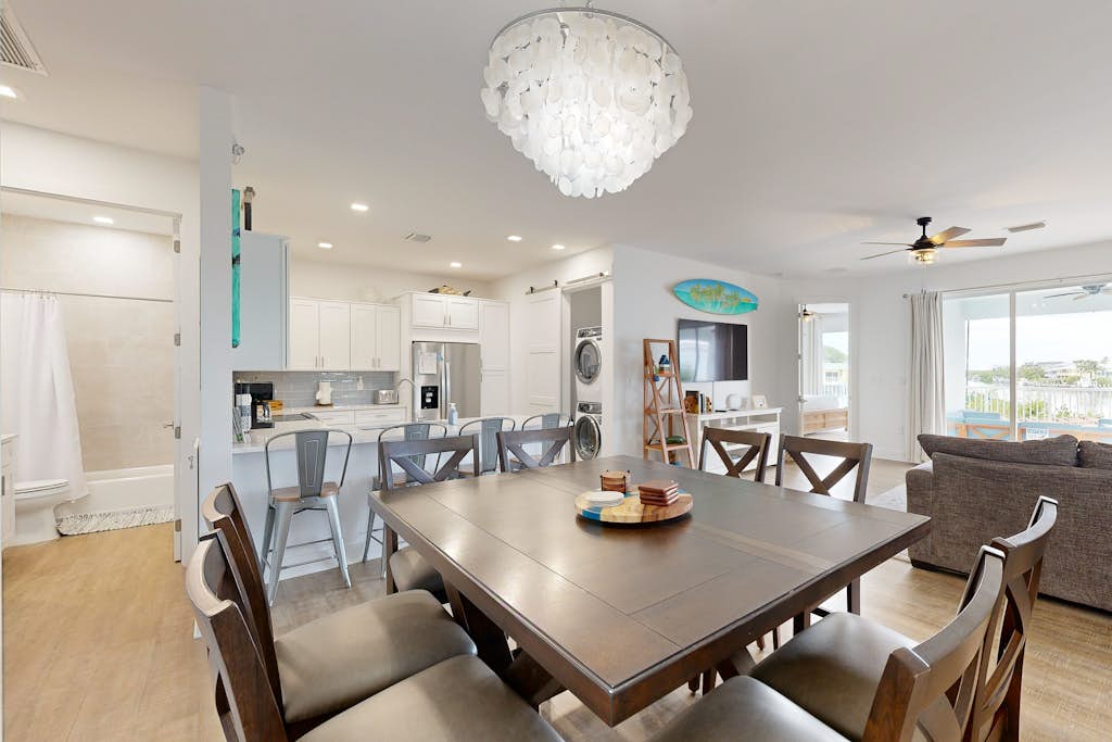 Cozy home with water access, private pool, dock, wifi, central a/c, balcony