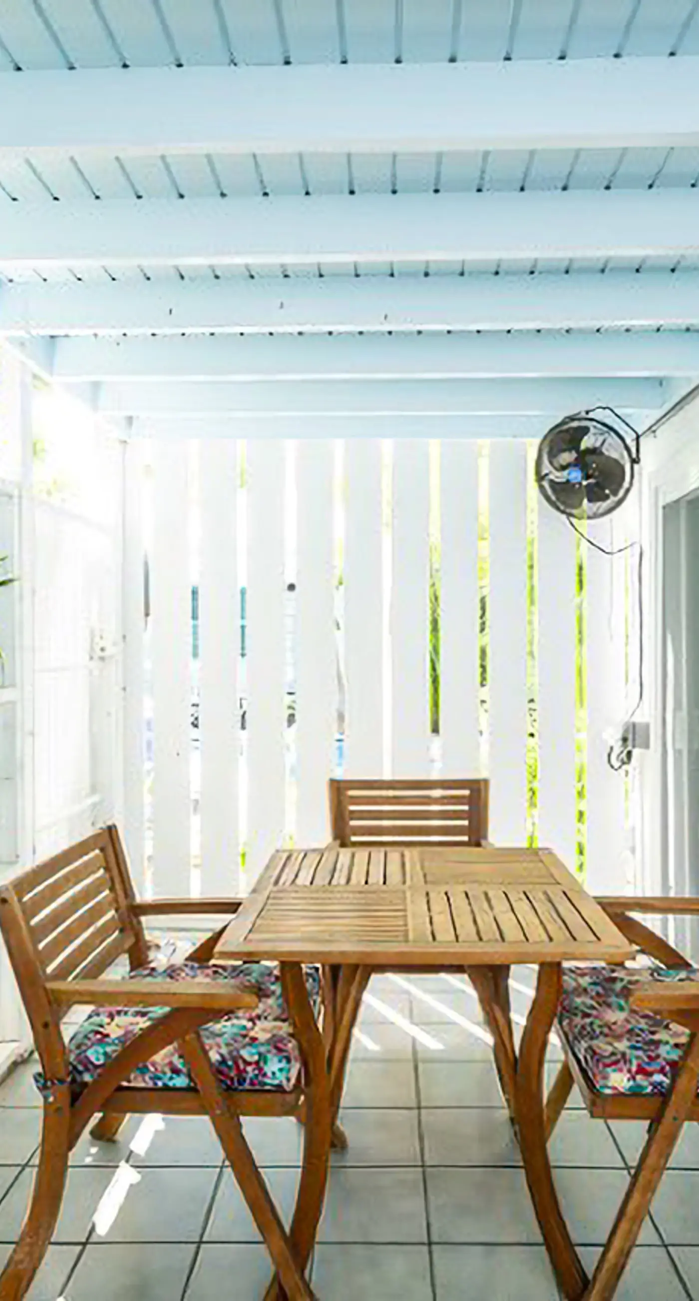 Papa's Hideaway
