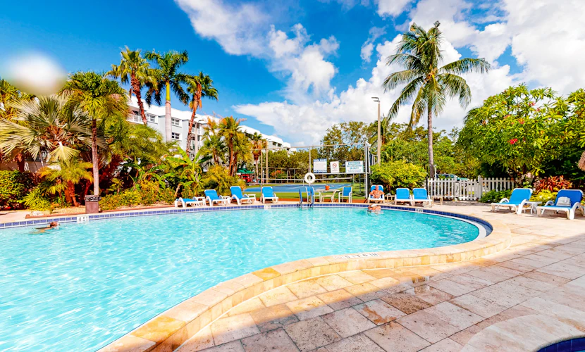 Wonderful Condo in Key West w/Free WiFi, Lanai, A/C, Shared Hot Tub & Pool