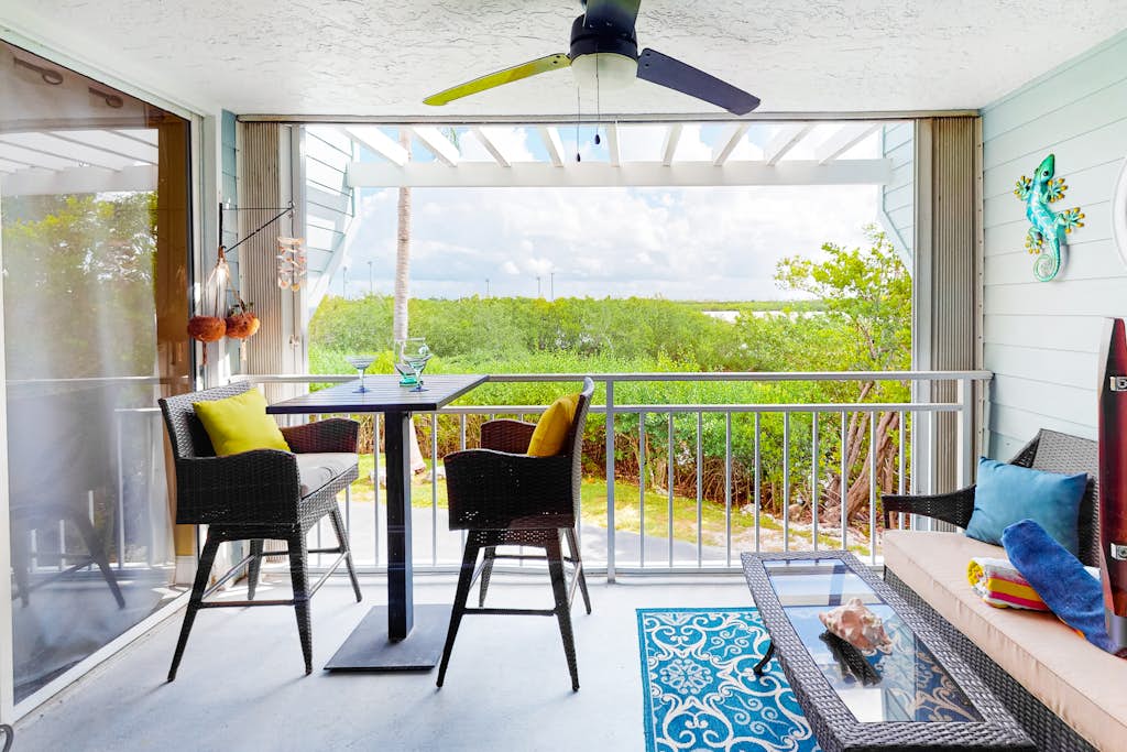 Wonderful Condo in Key West w/Free WiFi, Lanai, A/C, Shared Hot Tub & Pool
