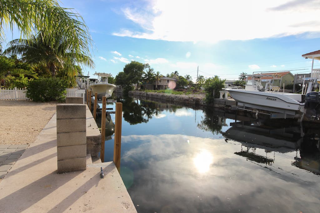 Cozy Canal-Front House w/ Free WiFi and Deck - Close to Beaches & State Park