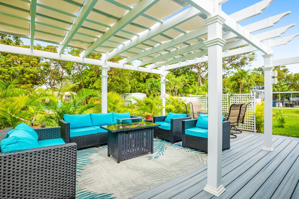 Inviting home near the water with gazebo, fire table, heated pool & spa