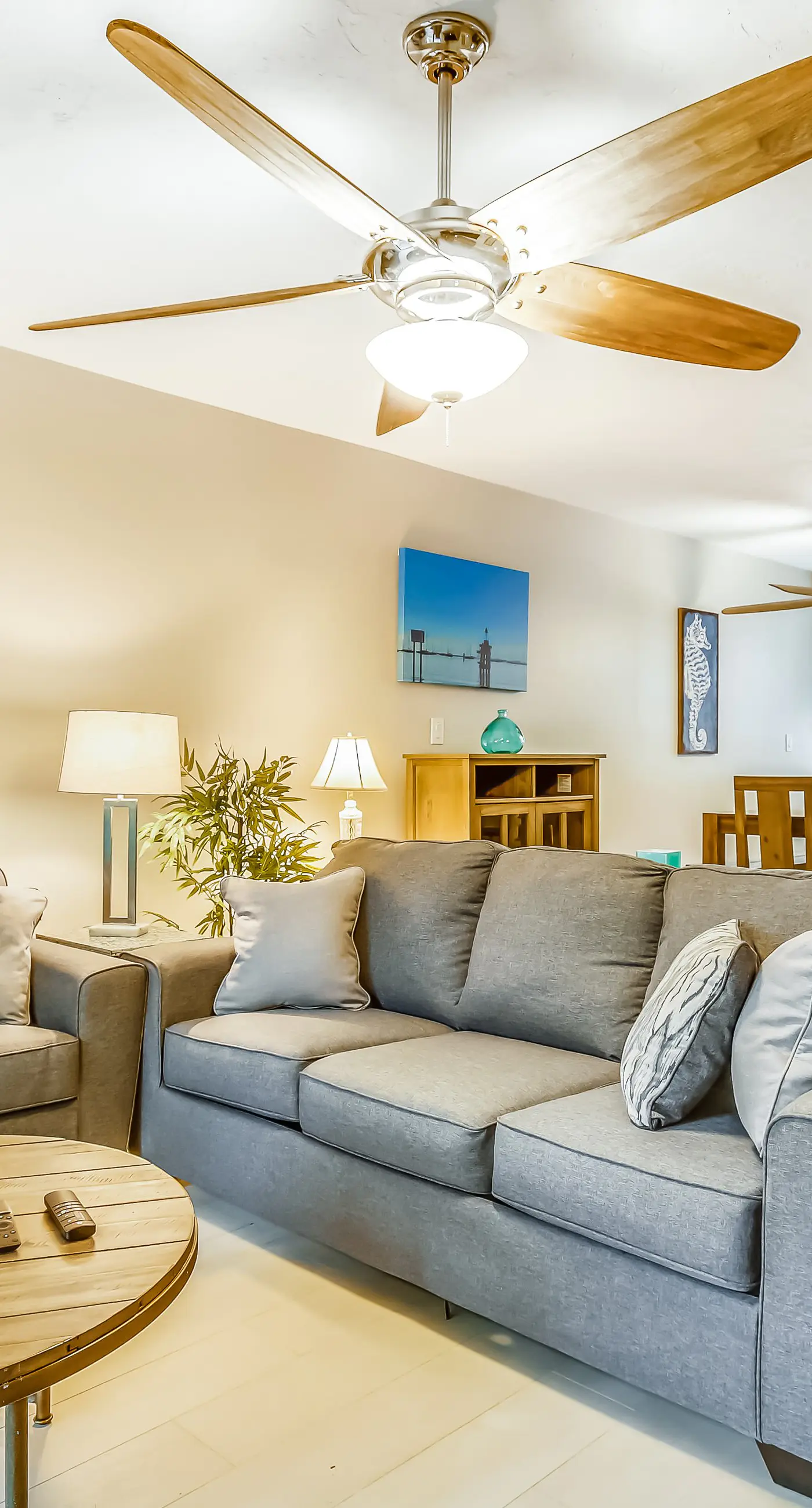 Executive Bay Club Condo M-1