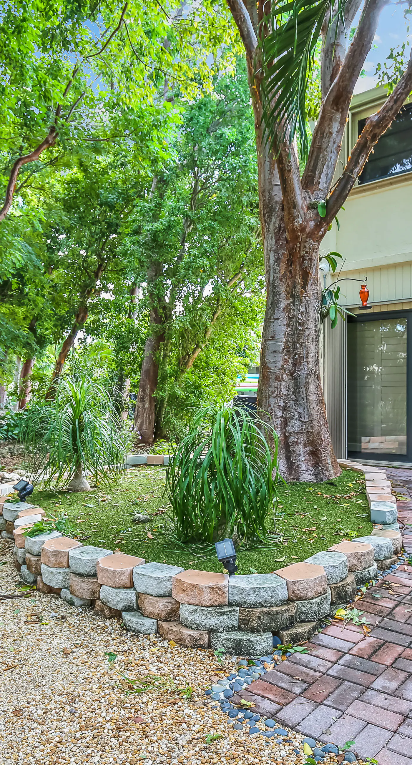 Executive Bay Club Condo M-1