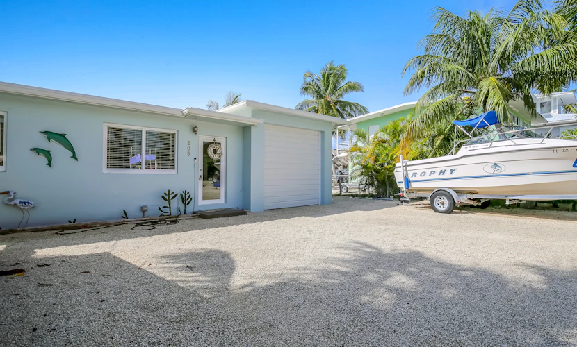 Canalfront, Dog-Friendly Home with High-Speed WiFi, Private Boat Ramp, and Kayak