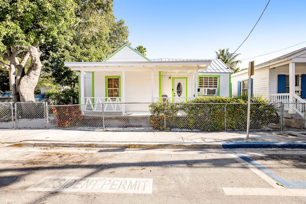 Bright Keys Cottage with Enclosed Yard, Deck, Porch, Partial, AC, & WiFi