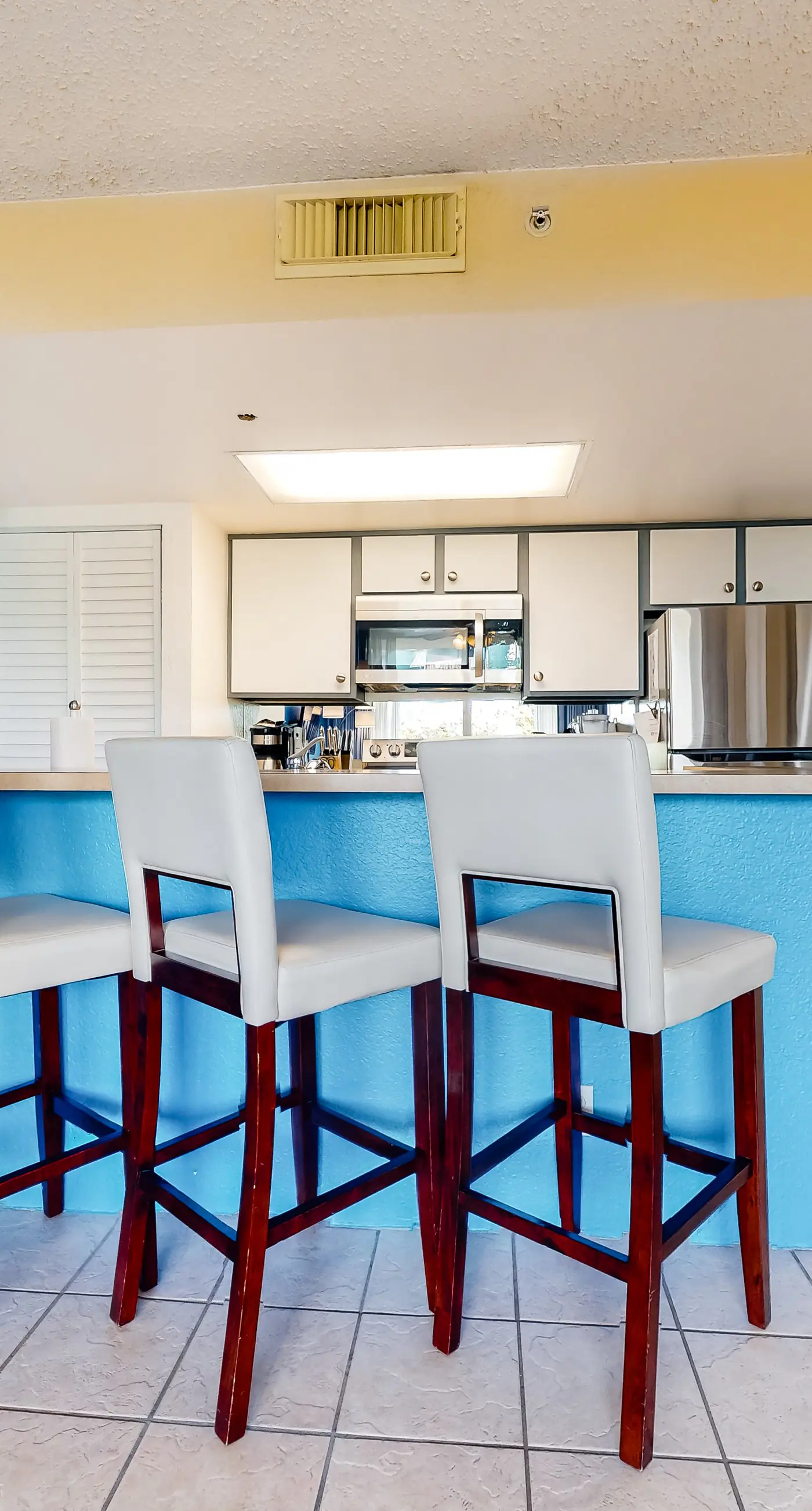 Sunrise Suites - Big Kahuna Suite 202