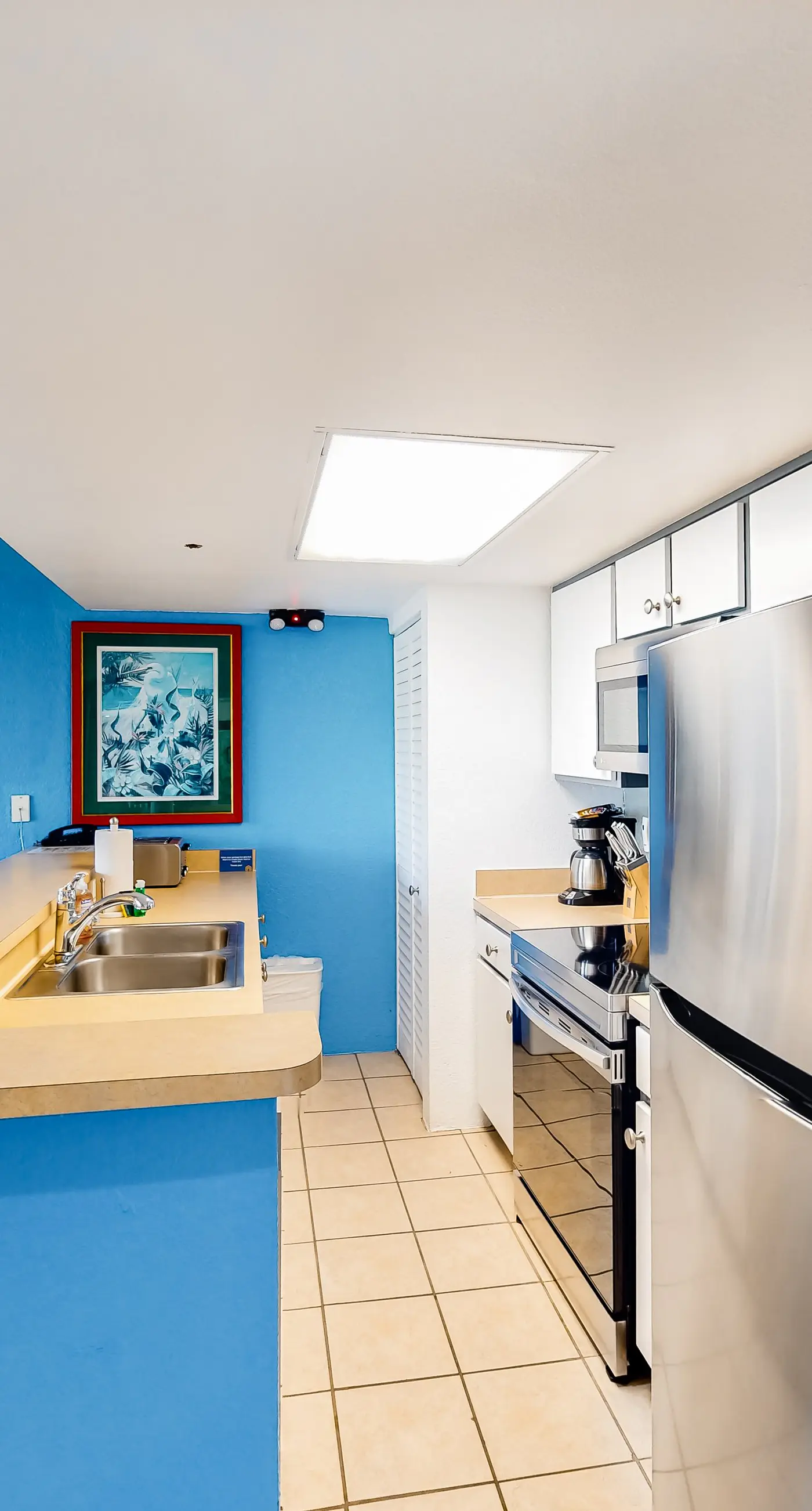 Sunrise Suites - Big Kahuna Suite 202