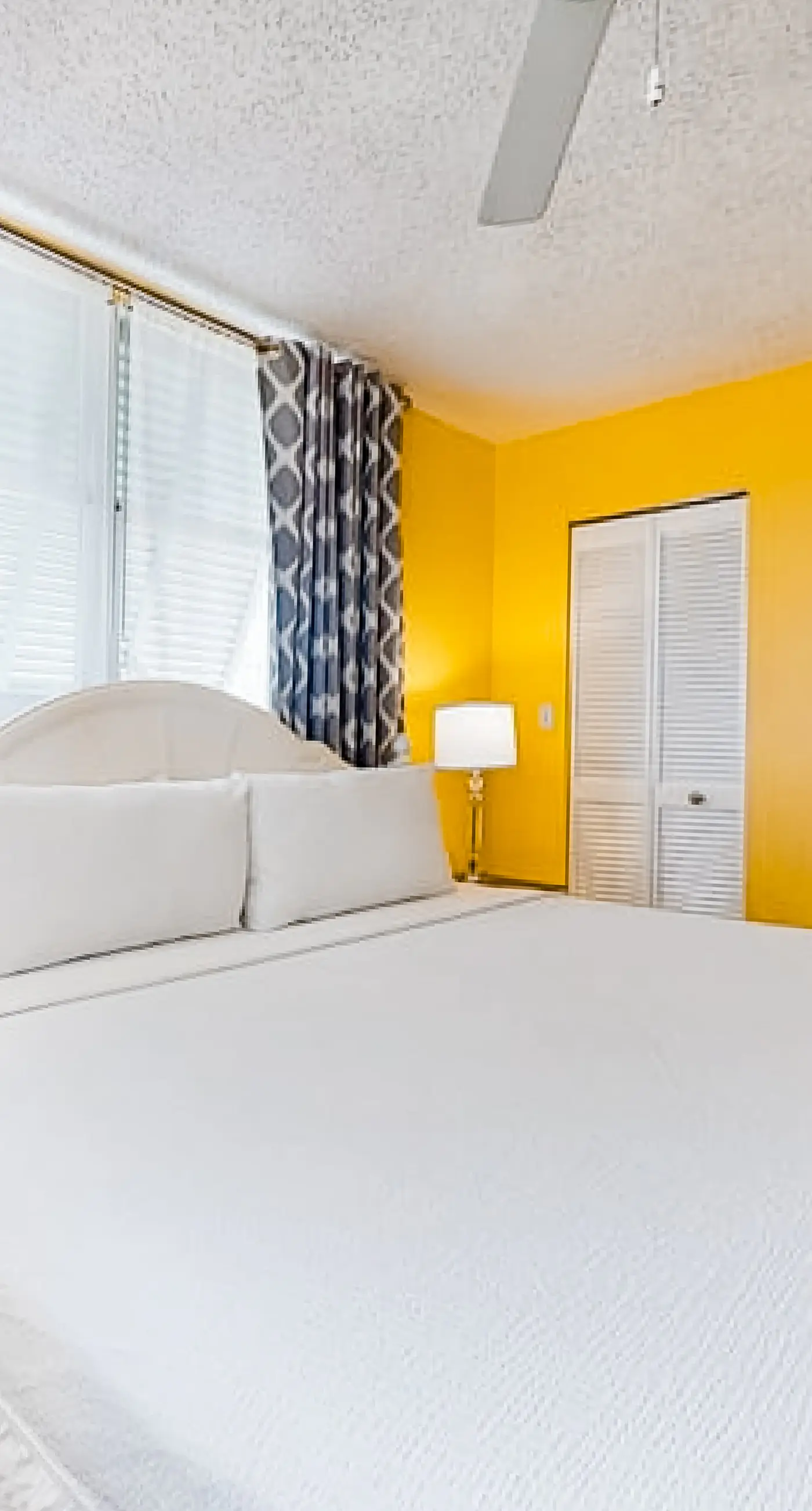 Sunrise Suites - Big Kahuna Suite 202