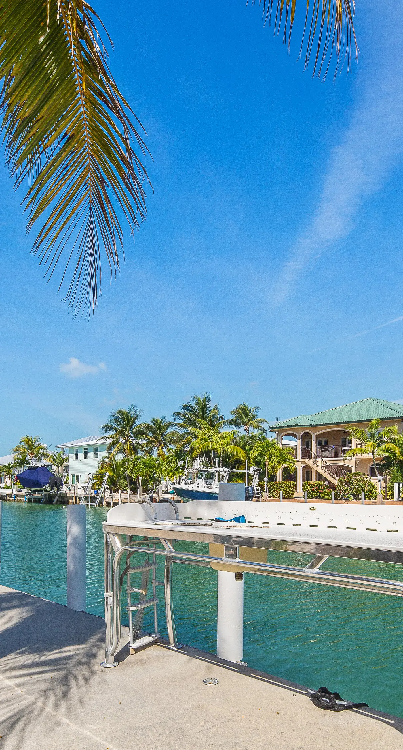 Fisherman's Canal Getaway