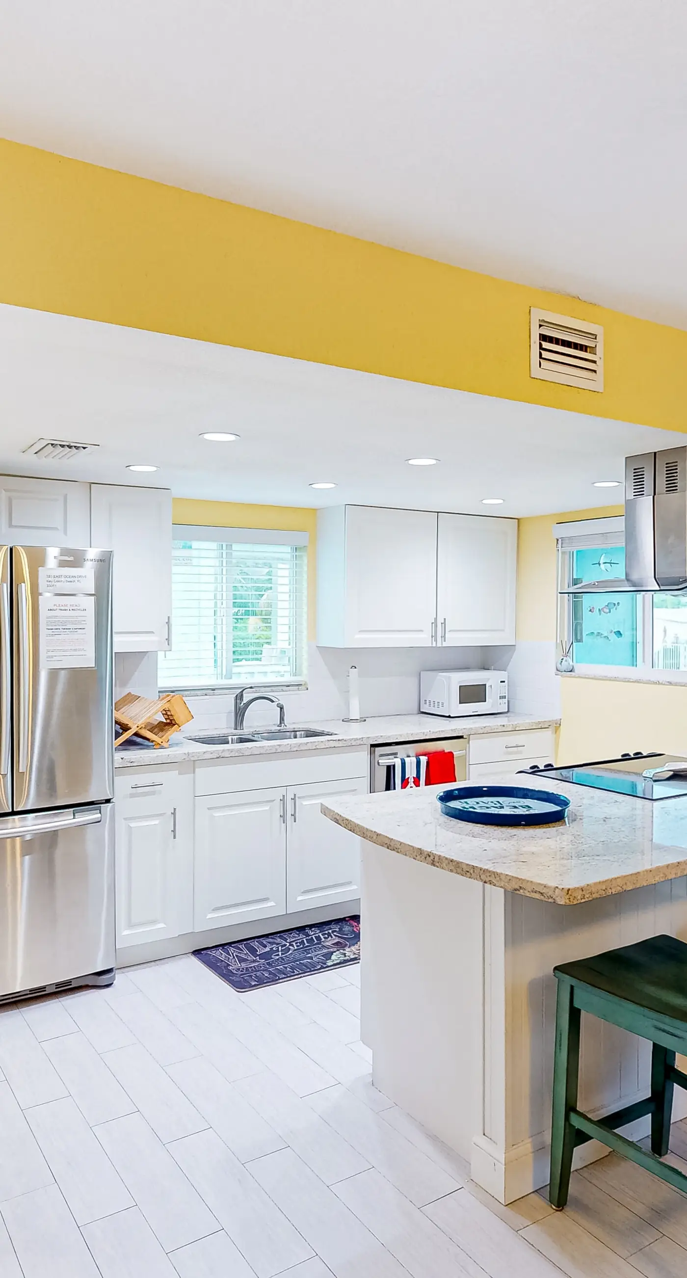 Palm Breeze Retreat 320 & 330