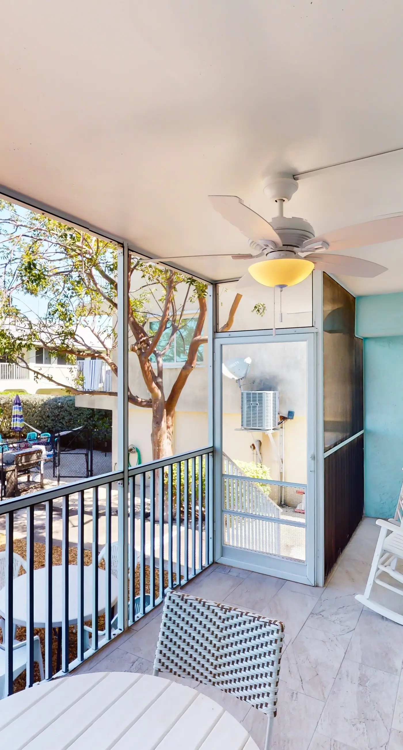 Palm Breeze Retreat 320 & 330