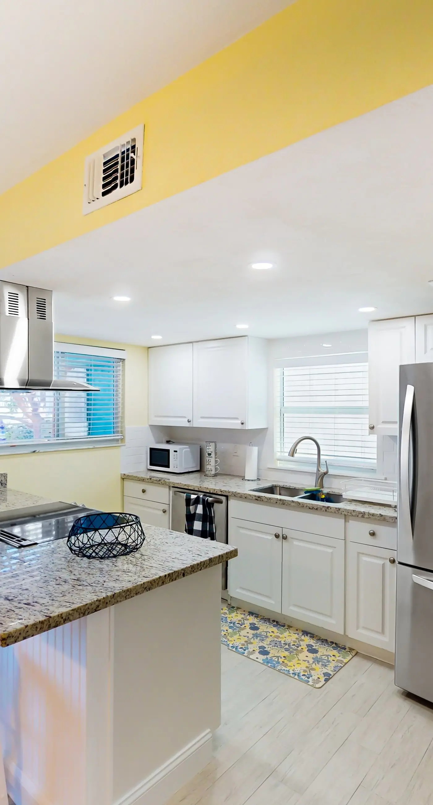 Palm Breeze Retreat 320 & 330
