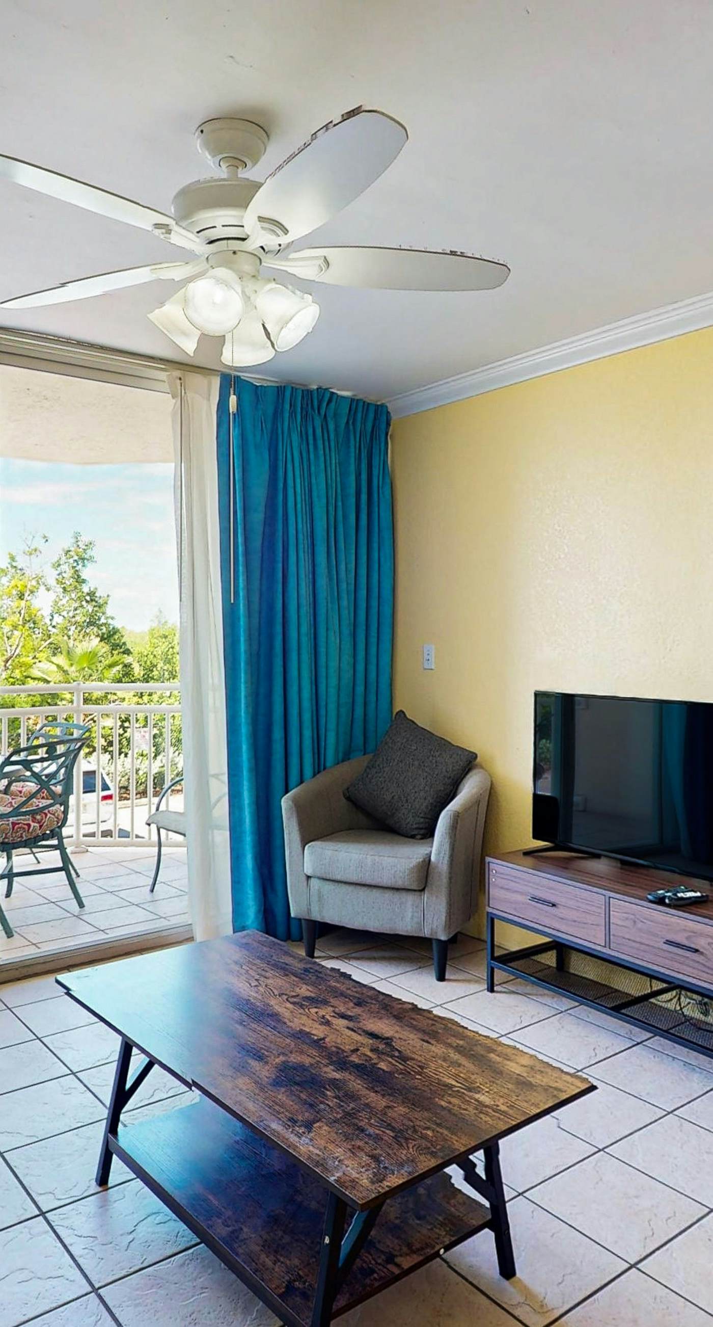 Sunrise Suites - Dominican Suite 110