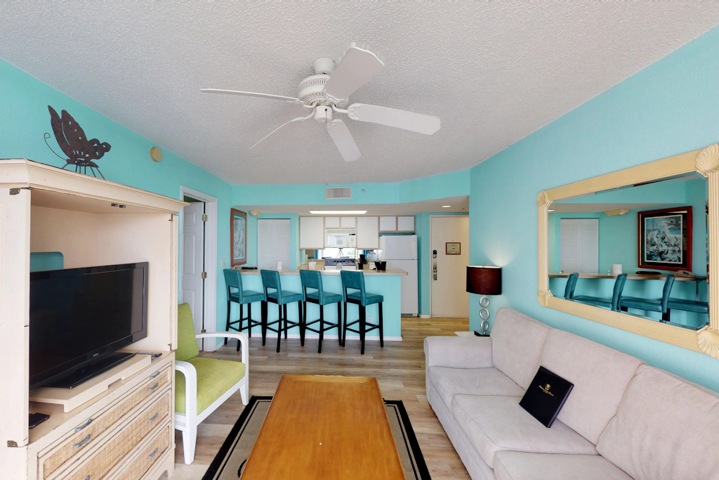 Sunrise Suites - Catalina Suite 311