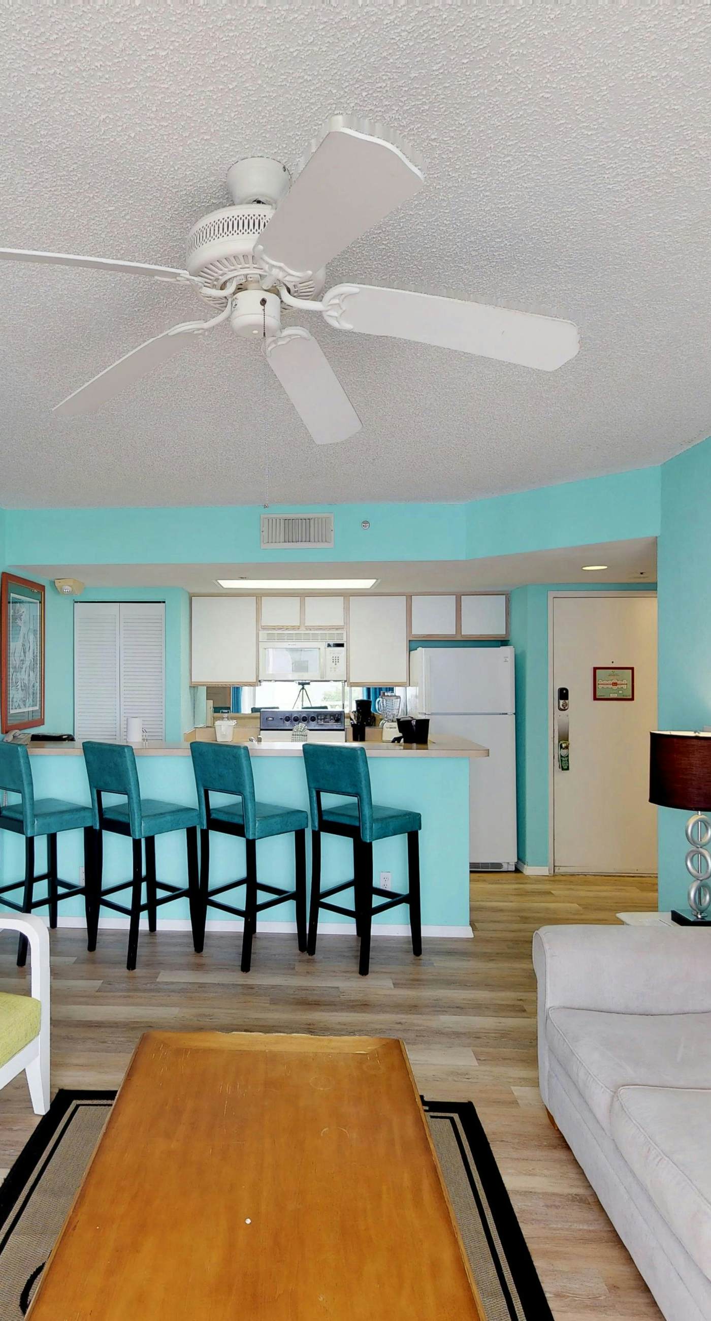 Sunrise Suites - Catalina Suite 311