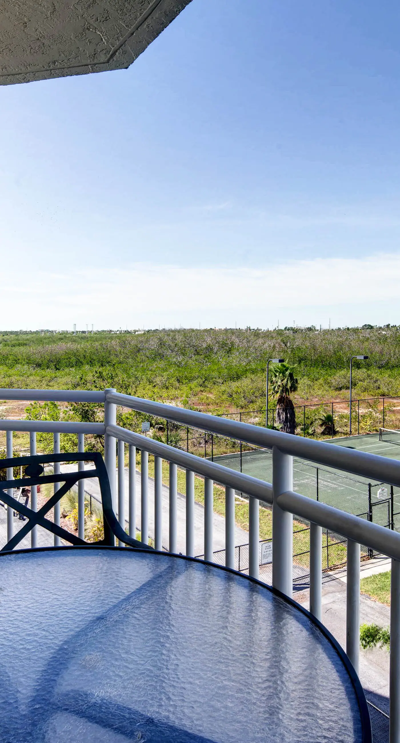 Sunrise Suites - Catalina Suite 311