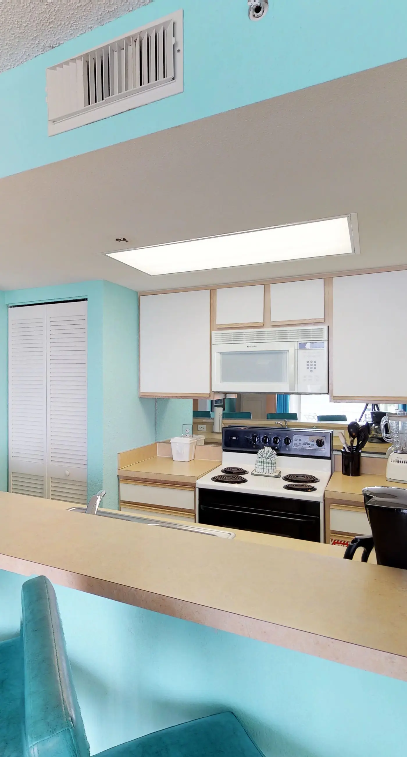 Sunrise Suites - Catalina Suite 311