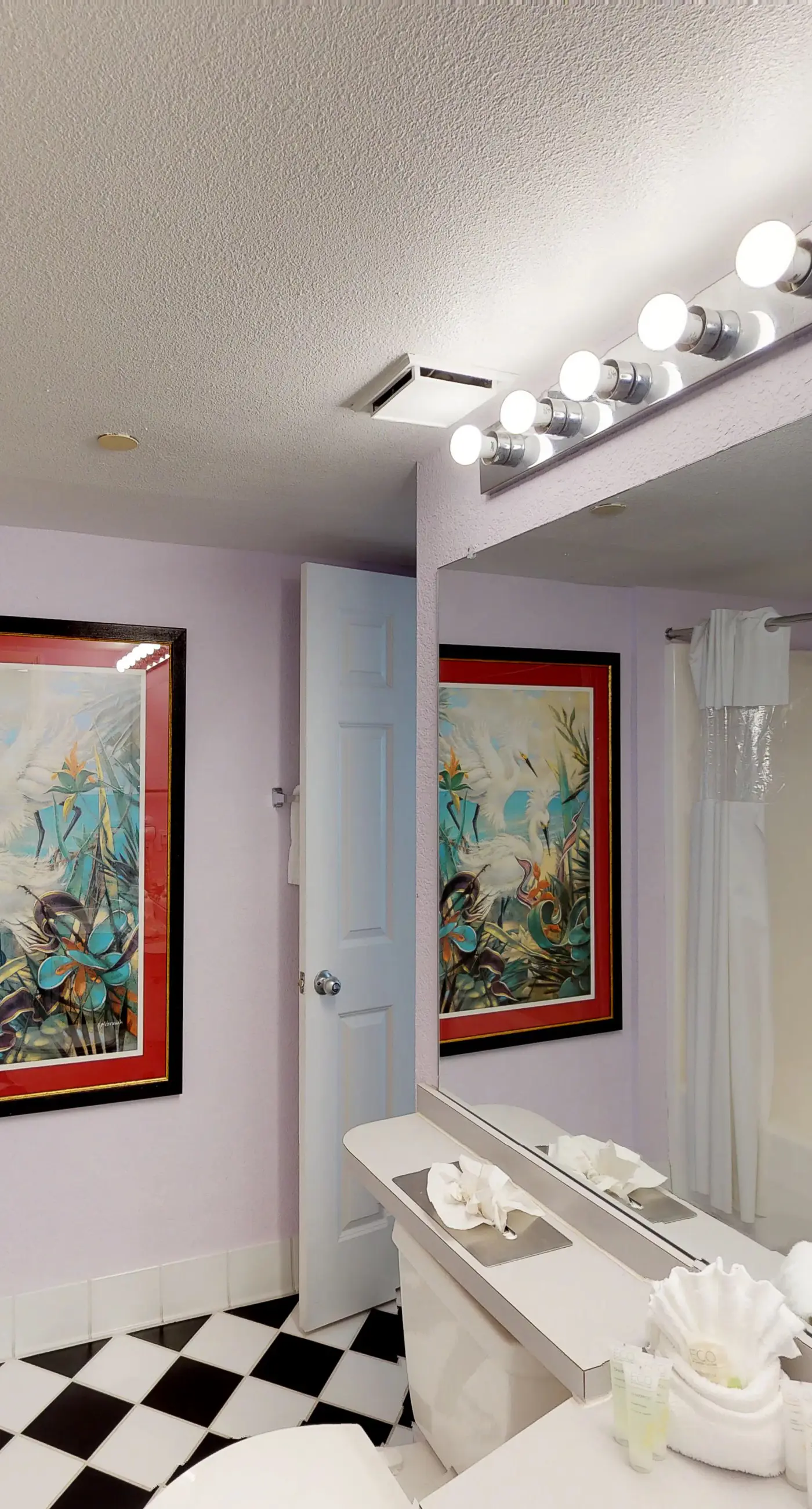 Sunrise Suites - Catalina Suite 311