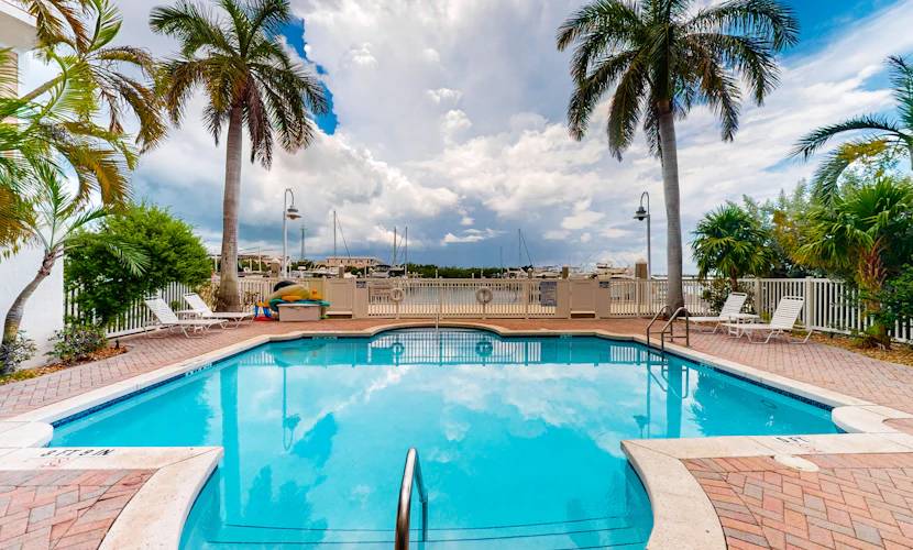 Dog-friendly, Gulf-front condo with pool, hot tub & gorgeous sunset views