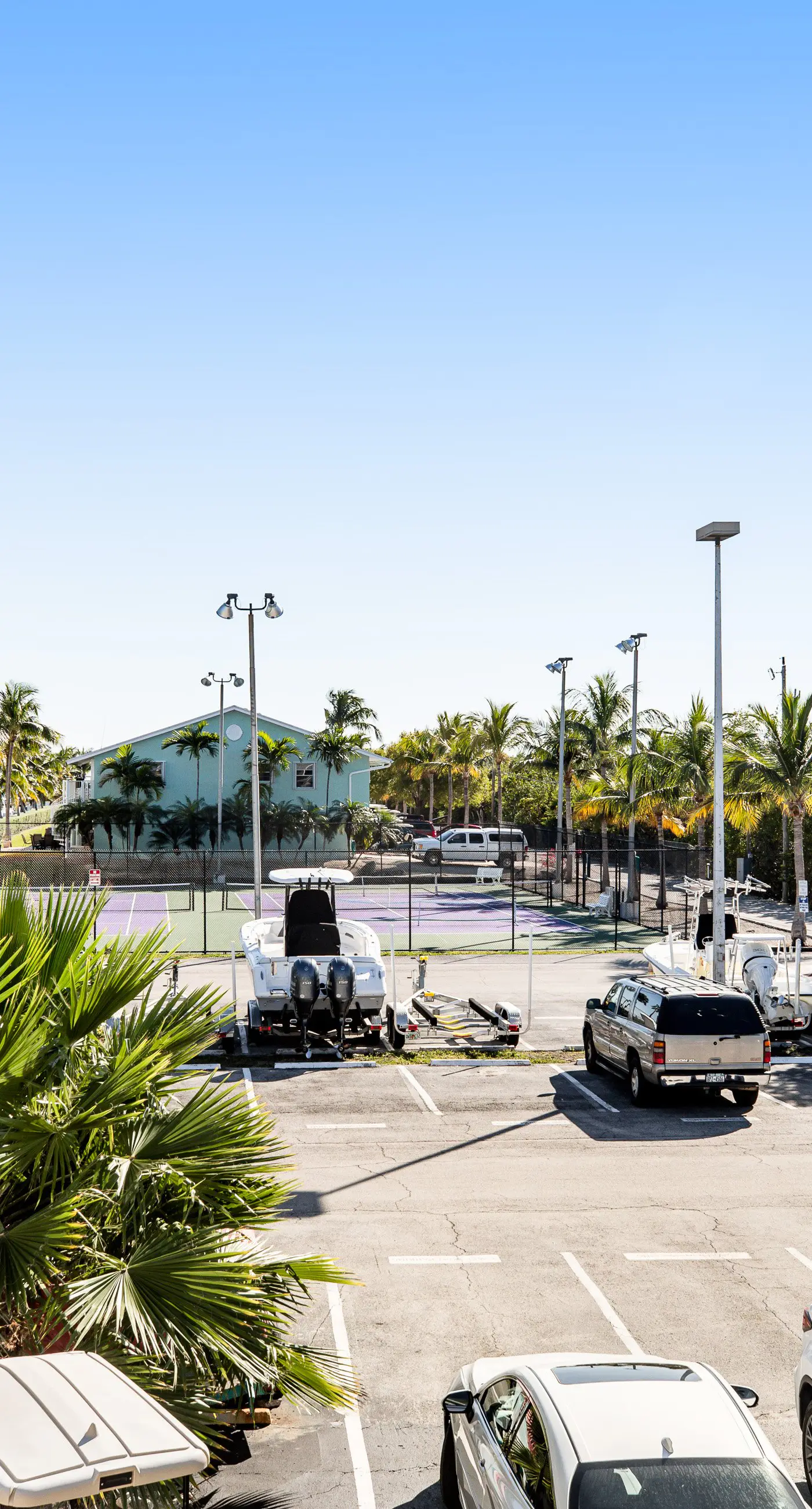 Kawama Yacht Club A4