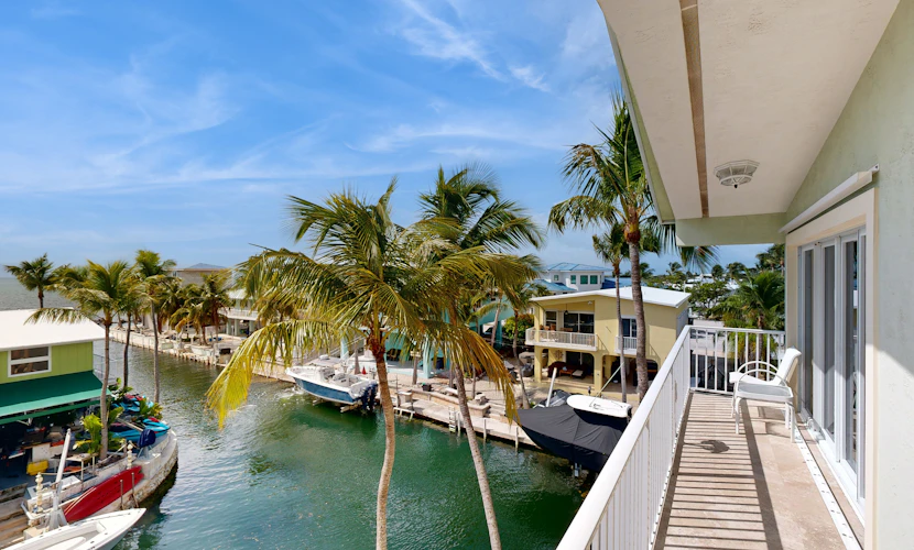 Oceanfront, Snowbird-Friendly Home with High-Speed WiFi, Ocean Views, and Dock