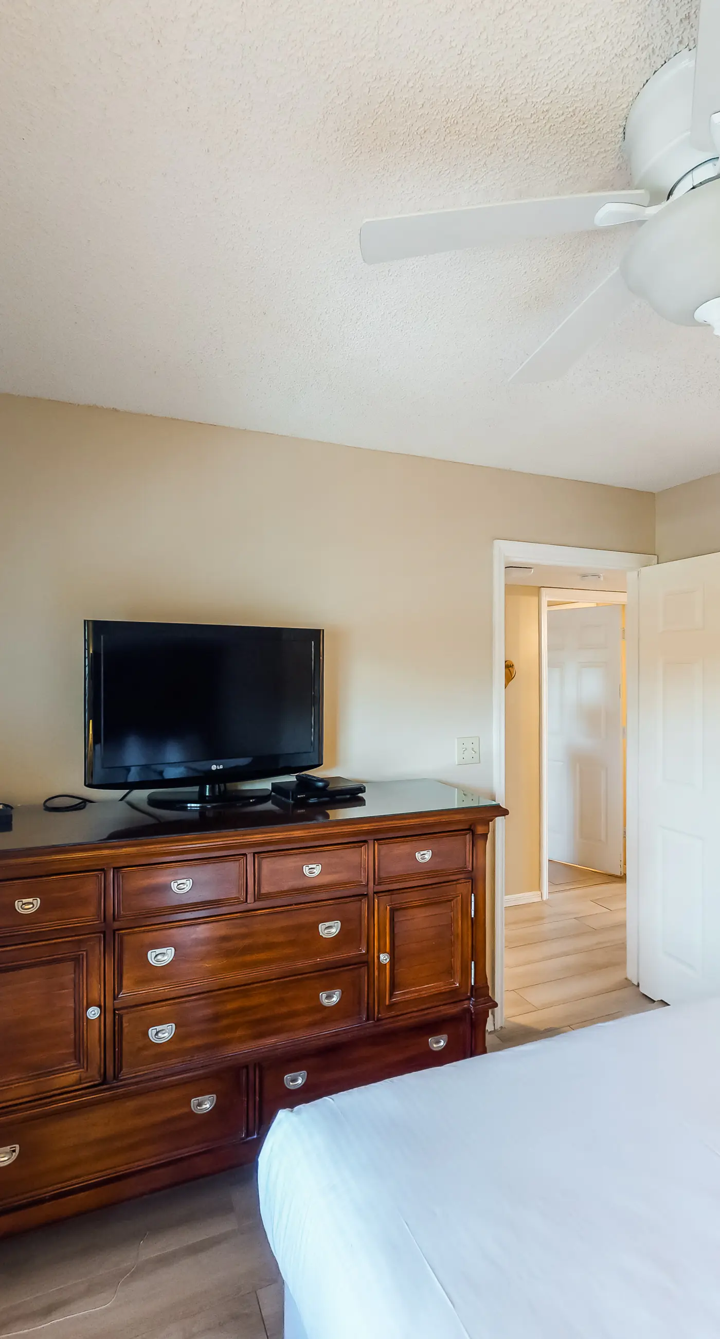 Ocean Pointe #2210