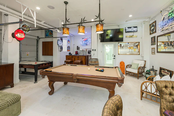 Sublimely private luxury home with enveloping oceanfront views near Key West