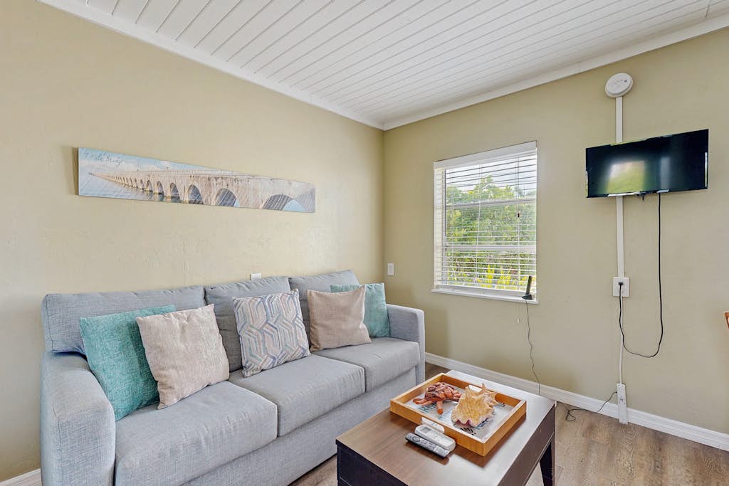 Newly remodeled, bayfront studio with dock, views & open water access