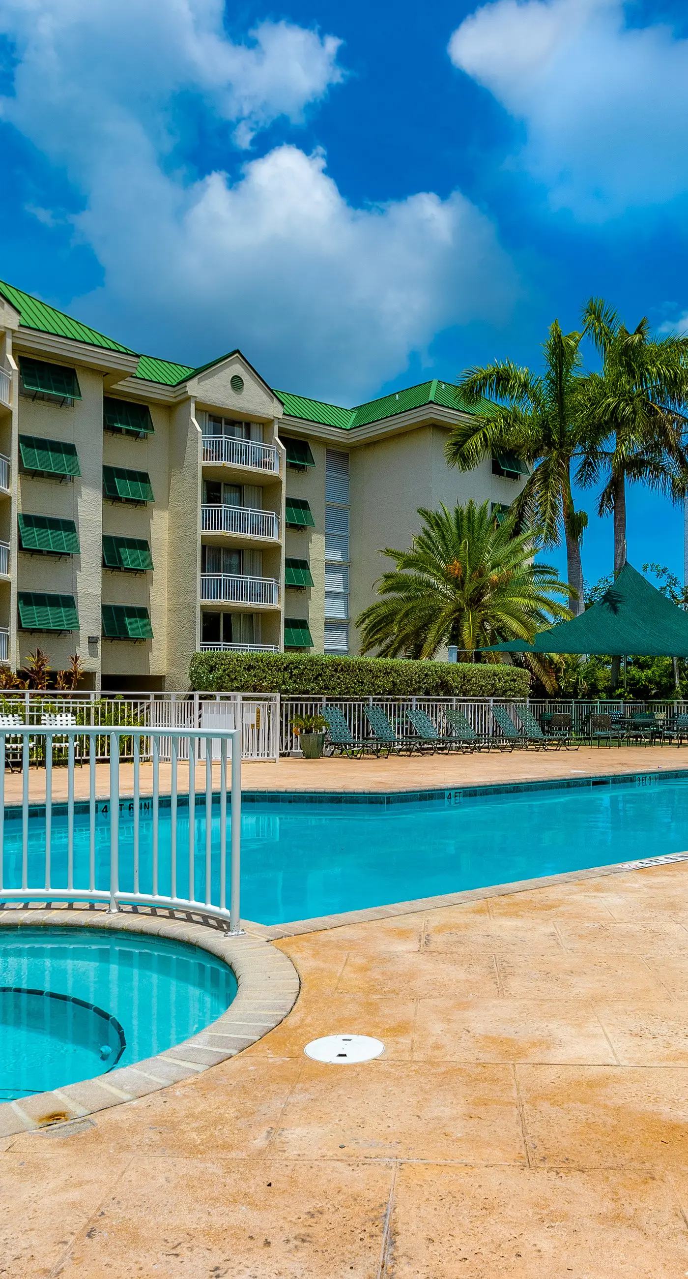 Sunrise Suites - Saint Lucia Suite 201