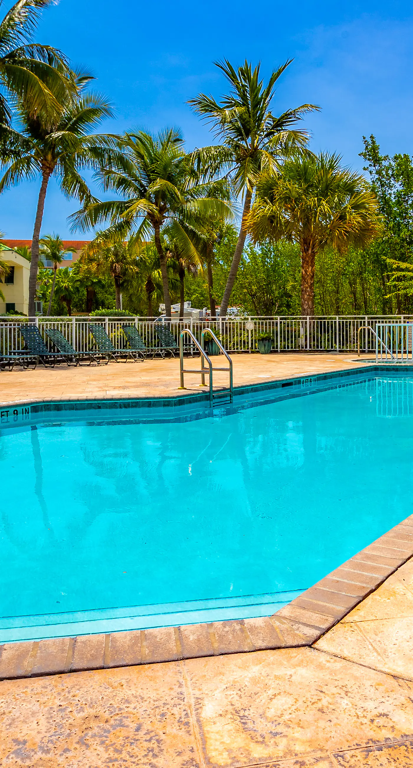 Sunrise Suites - Saint Lucia Suite 201