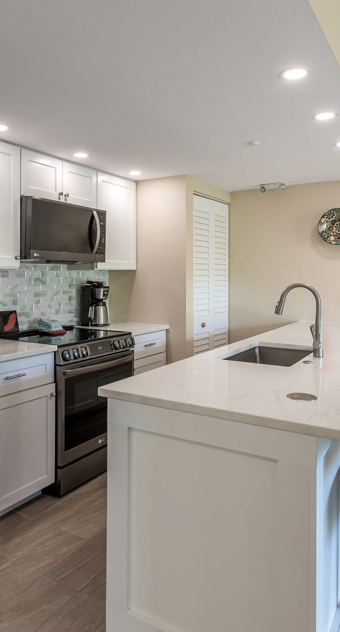 Sunrise Suites - Saint Lucia Suite 201