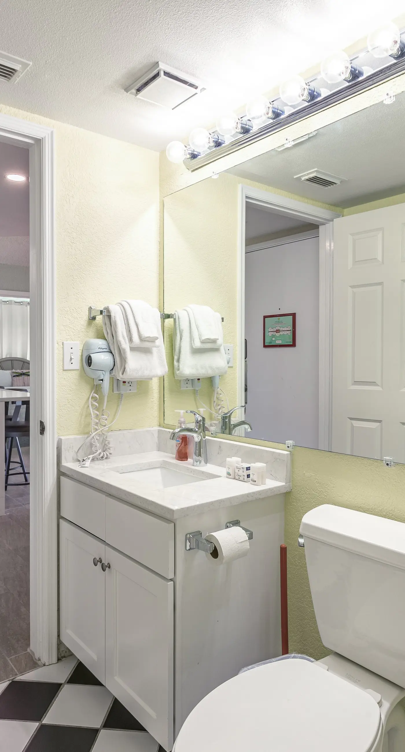 Sunrise Suites - Saint Lucia Suite 201