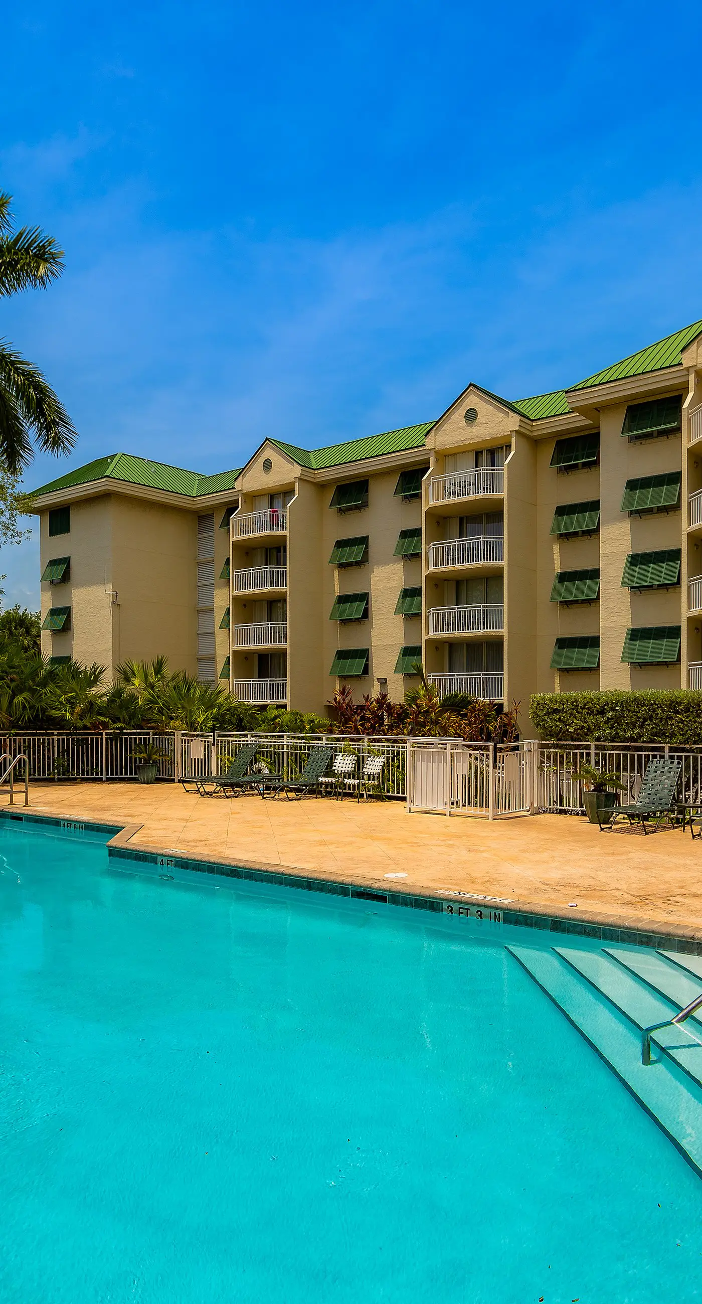 Sunrise Suites - Saint Lucia Suite 201