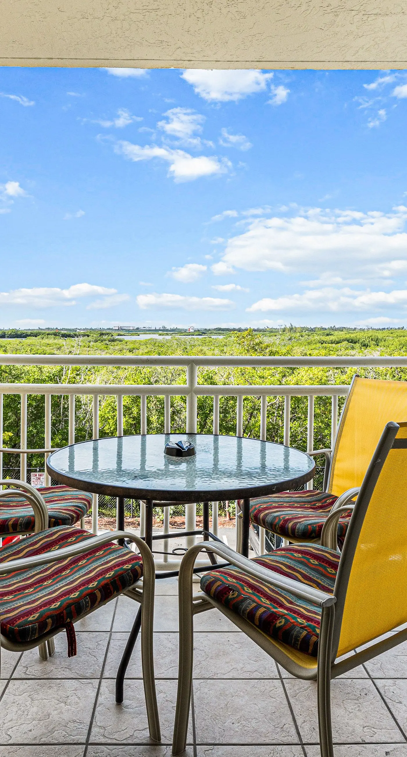 Sunrise Suites - Barbados Suite 204