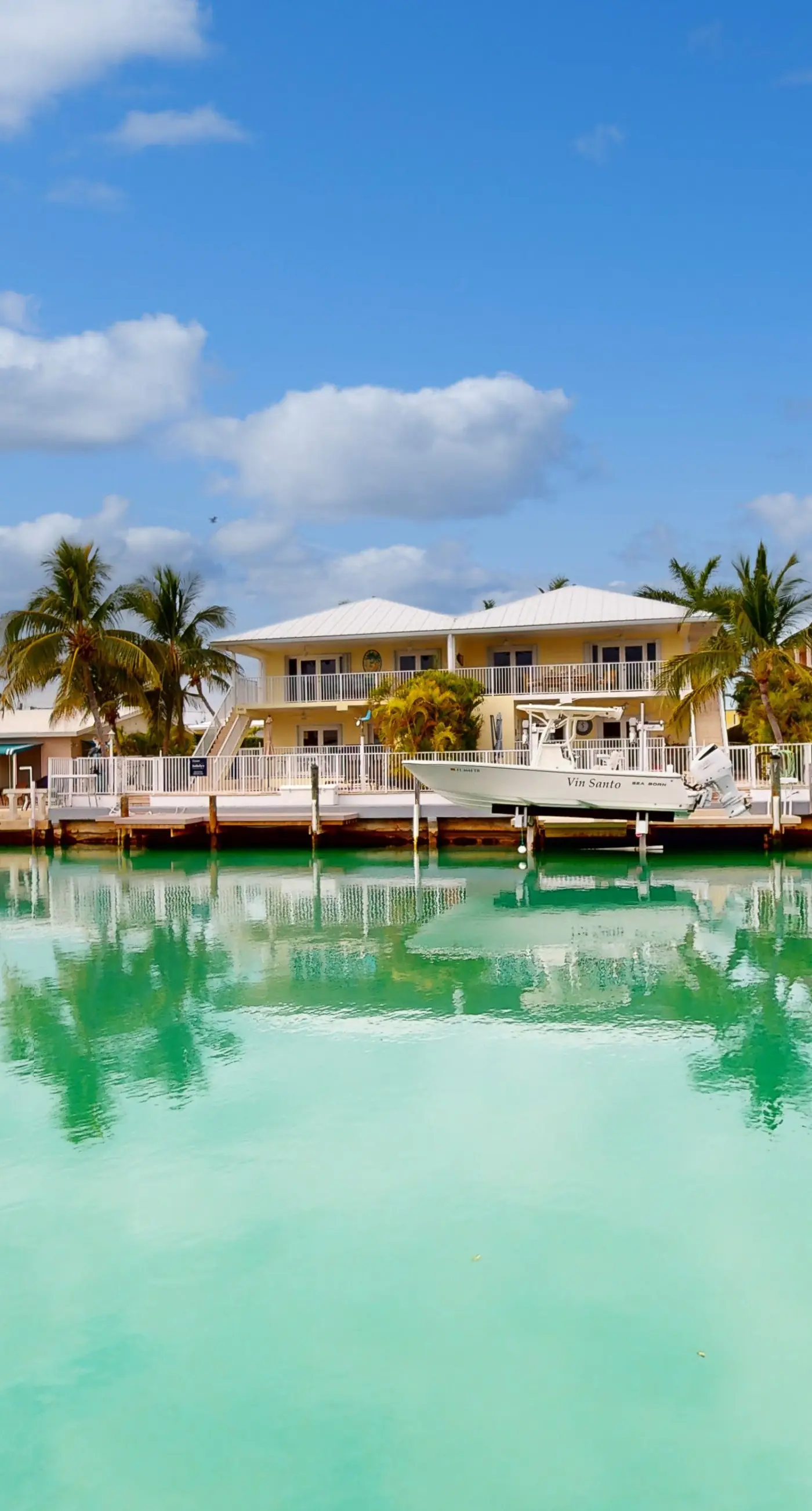 Tropical Charm
