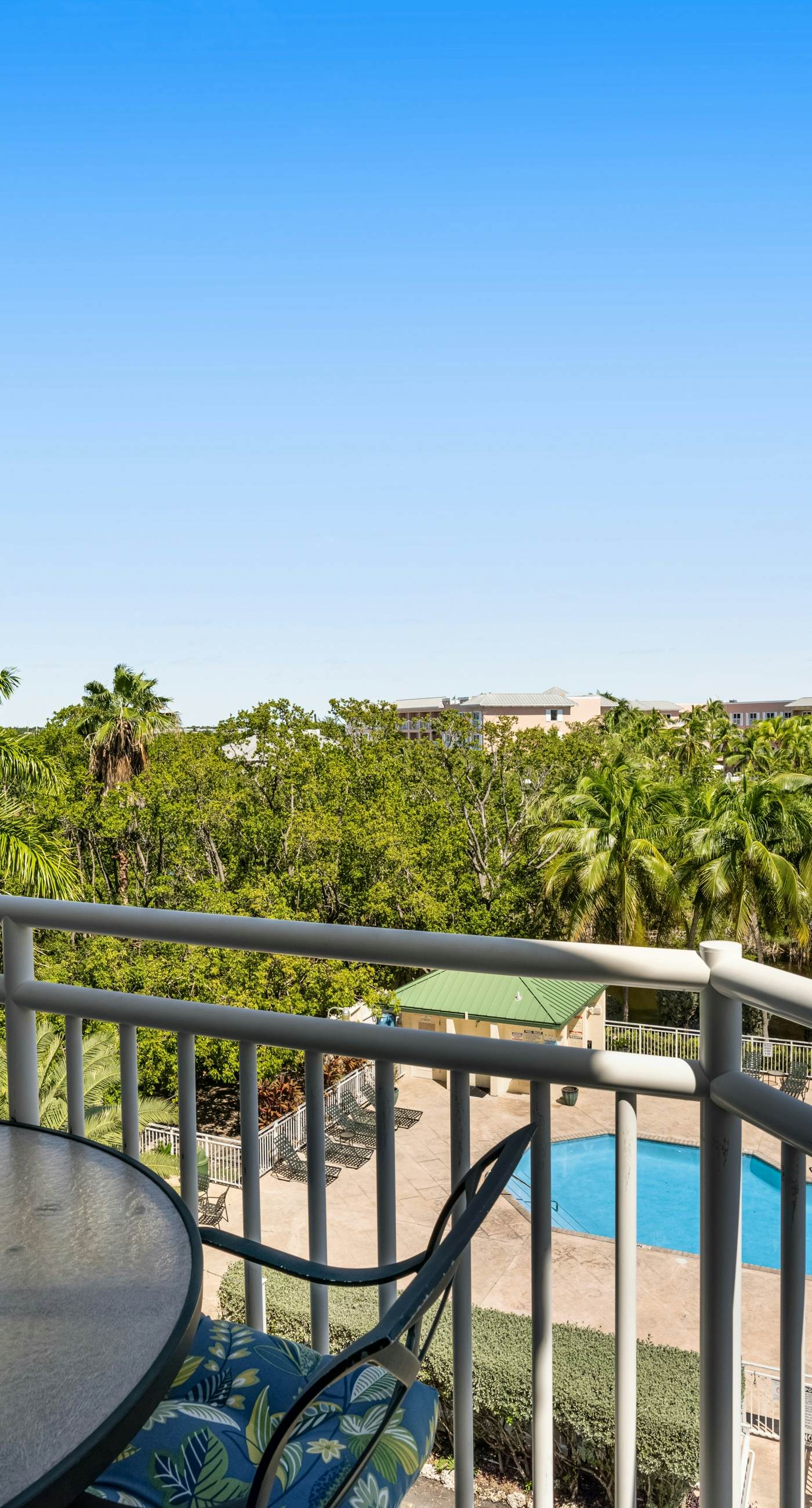 Sunrise Suites - Paradise Escape 407