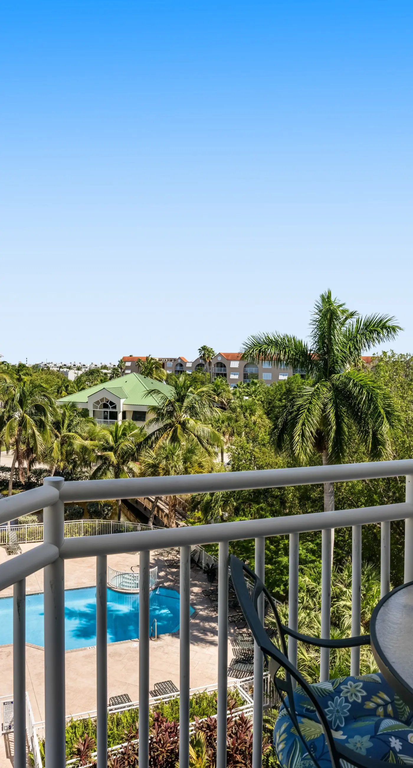 Sunrise Suites - Paradise Escape 407