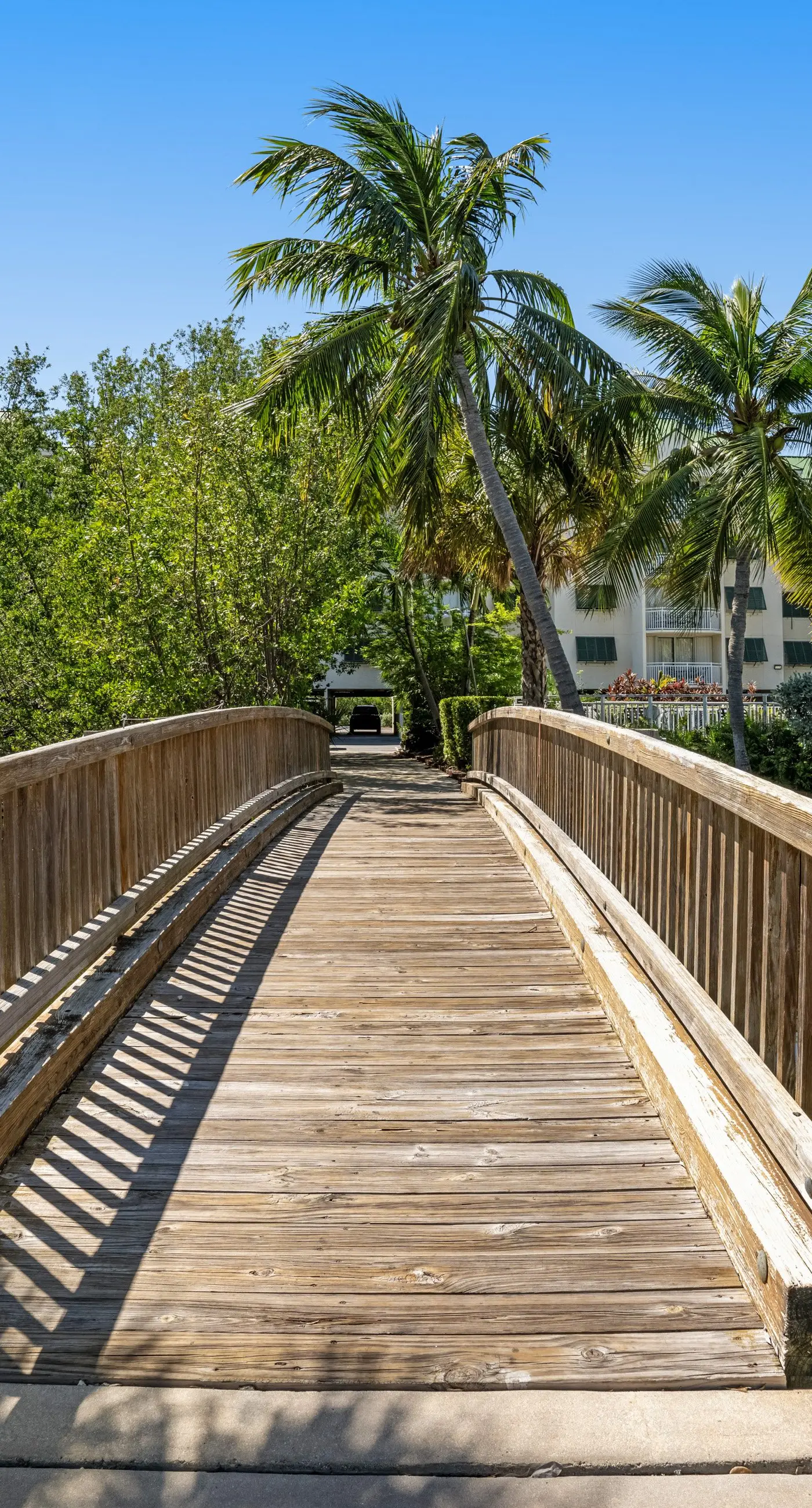 Sunrise Suites - Paradise Escape 407