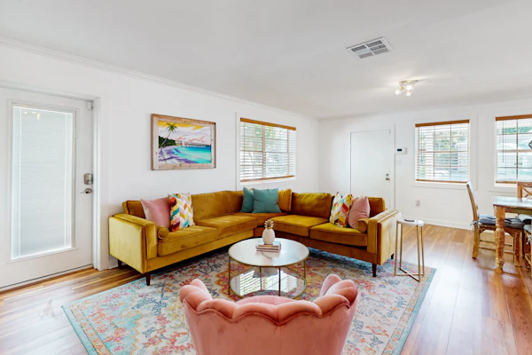 Bohemian island home full of color and modern amenities - in a great location