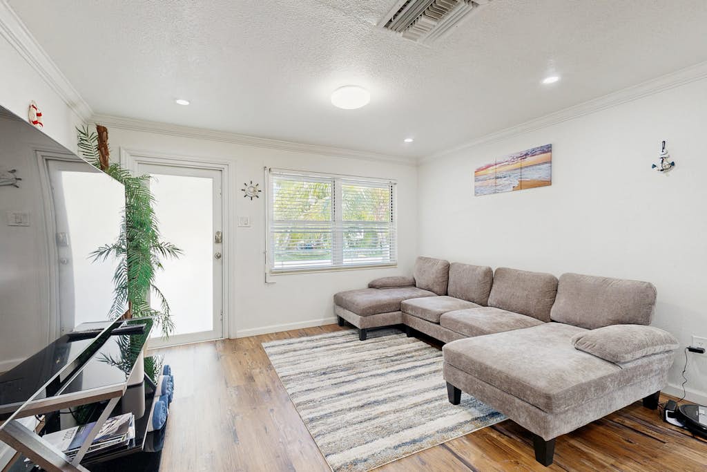 Peaceful Florida Retreat with Stunning Waterfront Views, Game Room & High-Speed