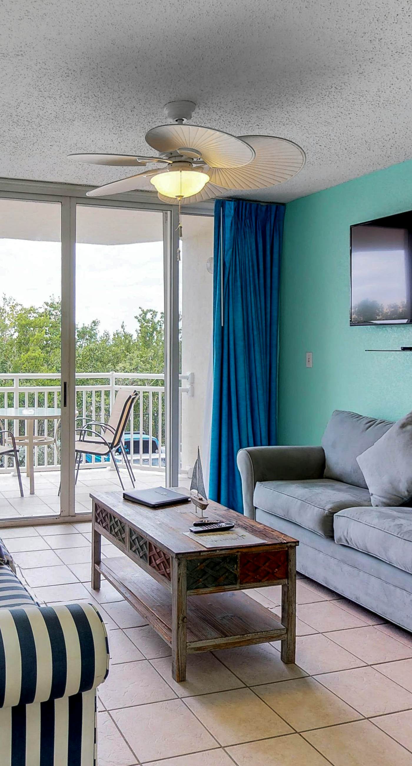 Sunrise Suites - Martinique Suite 108